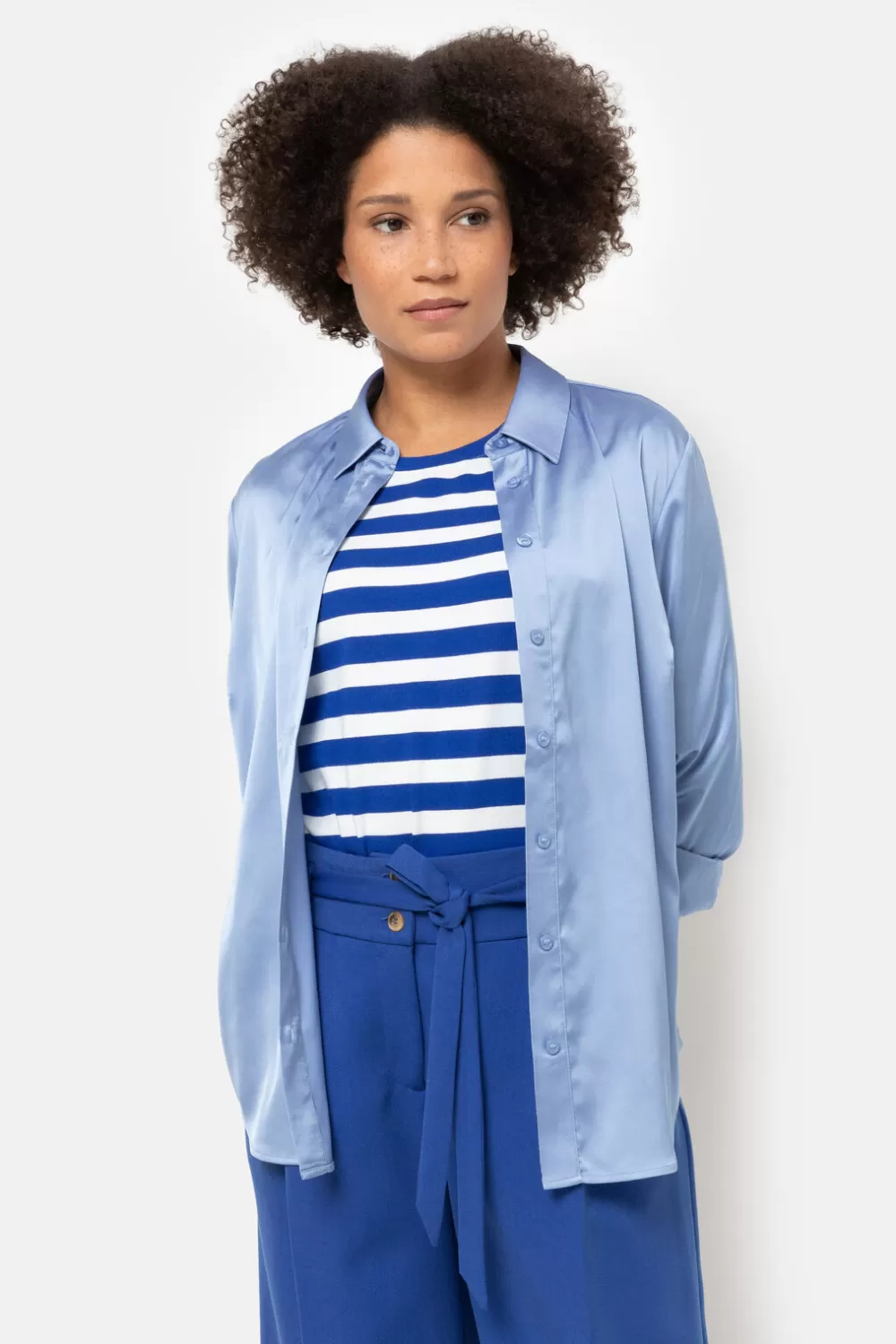 E Blouse Met Lange Mouwen En Knoopjes-Terre Bleue Fashion