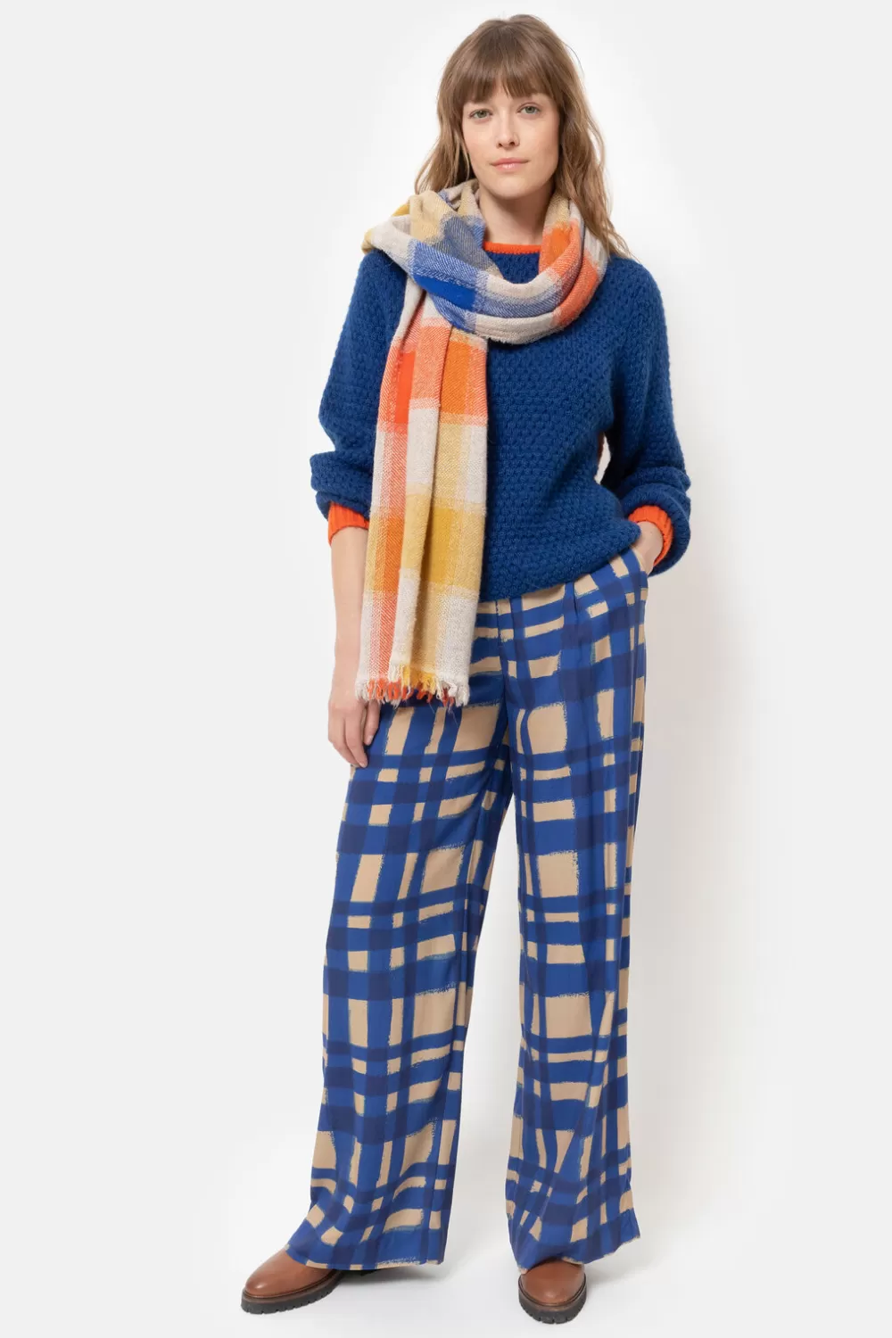 E Effen Pull Met Ecru-Oranje Gestreepte Rug-Terre Bleue Shop